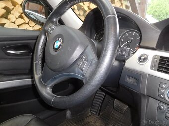 BMW E90 LCí Facelift r.v. 2011 - 5