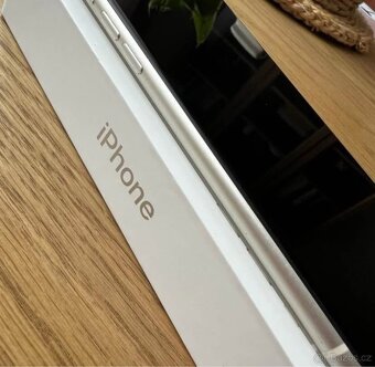 IPhone 11 128GB Bílý kondice baterie 73% - 5