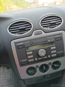 Ford FOCUS 1.6, hatchback - 5