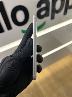 Apple iPhone 7 32GB Silver - 5