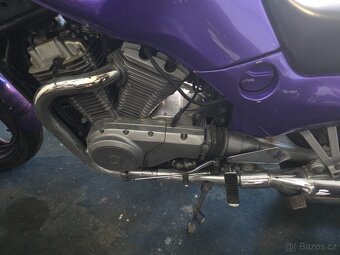 Suzuki VX800 - 5