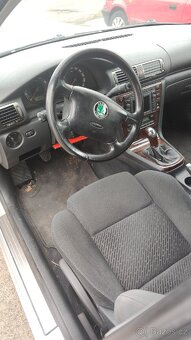 Prodám Škoda Superb 2.8 V6 na ND nebo opravu. - 5