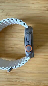 Prodám Apple Watch Ultra 49mm Titanium White Ocean - 5