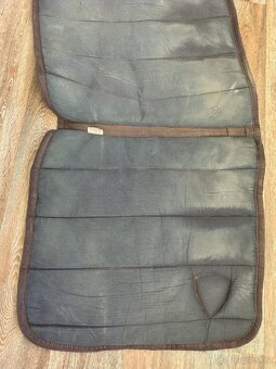 Podsedlová dečka Eskadron - 5