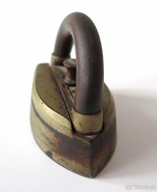 Staré žehličky - 5