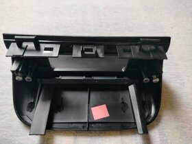 Stříška na palubní multifunkční display Peugeot 307 - 5