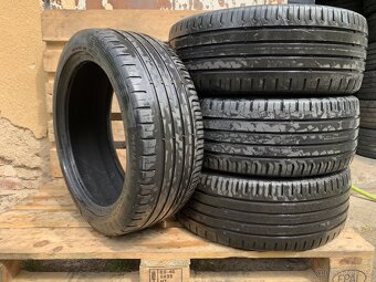 4ks 215/45/17 Continental/2015/87V/letní pneu 5.5m - 5