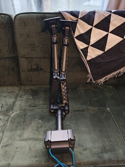 AlzaErgo Arm D85B Essential USB - 5