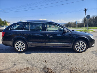 Škoda Superb 2.0 TDI, 103 kW elegance kombi, černá metalíza - 5
