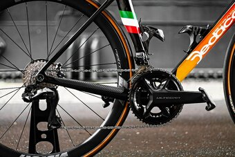 Dedacciai Scuro 25, Shimano Ultegra Di2 2x12, Vision Metron - 5
