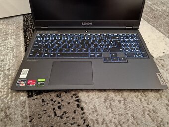 6 Jádrovy Lenovo Legion s Brašnou na filmy hry internet atd - 5