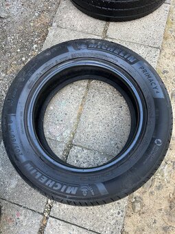 Použité letní pneu: 205/60/R16 - 4 kusy - 5
