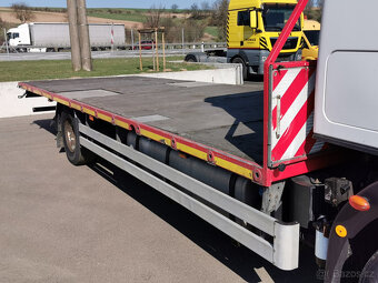 Prodám valník IVECO 150E32 E6 speciál pro přepravu kontej. - 5