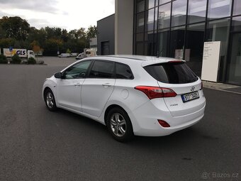 Hyundai i30 1.6 crdi 81kw - 5