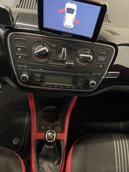 Citigo 1.0 55kw MonteCarlo 12/2015 - 5