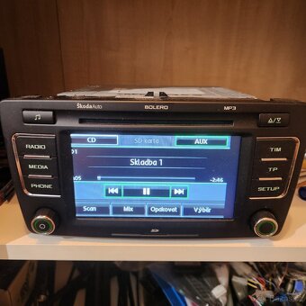 ŠKODA BOLERO MP3 6DISC SD OCTAVIA II - 5