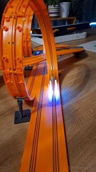 prodám elektrickou autodráhu HOT WHEELS - 5