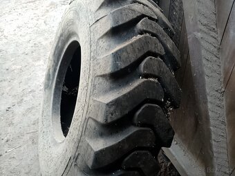 Prodám pneu 14-24 - 5
