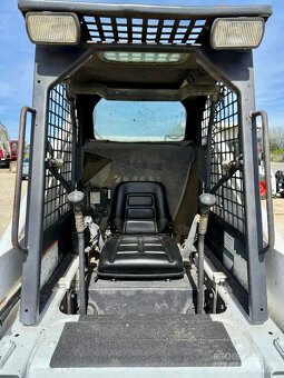 SMYKOVÝ NAKLADAČ BOBCAT 873 - 5