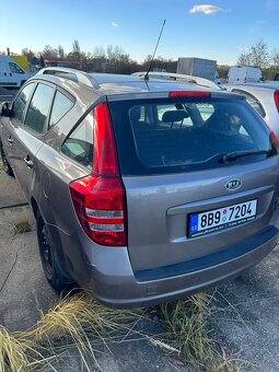 Kia Ceed 1.6 CRDi 85kw, 2009, ČR - 5