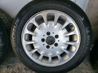 Mercedes benz 225/55 R16 - 5