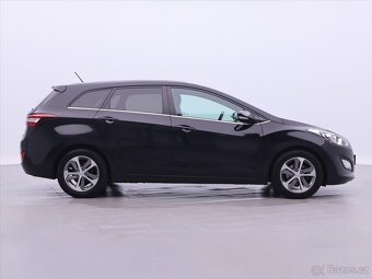 Hyundai i30 1,6 CRDi 81kW Aut.klima CZ 1 Maj (2017) - 5