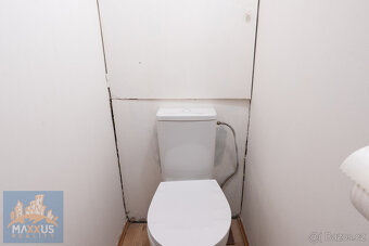 Světlý byt 1+kk, 30,4 m² + sklep, v osobním vlastnictví, Pra - 5