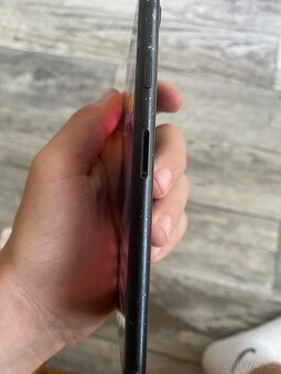 iPhone 7 - 5