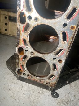 Bmw motor v8 m62b35 173kw - 5