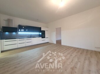Prodej zrekonstruovaného bytu 82 m², 3KK (2+1), Jablonec n.N - 5