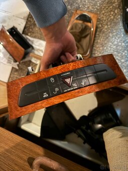 Prodej interiérových dílů pro Mercedes-Benz W211 Elegance - 5