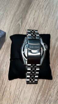 Prodám nové hodinky Seiko sport 5 GMT - 5