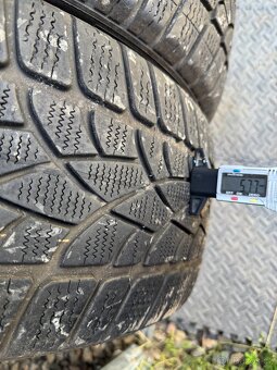 235/40/19 - Dunlop zimní sada pneu - 5