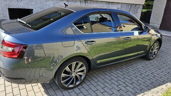 Škoda Octavia 3 Fl Laurin a Klement - 5
