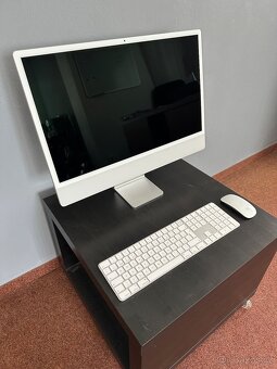Prodám rok starý iMac 24 M3, 8 GB, 256 GB - 5