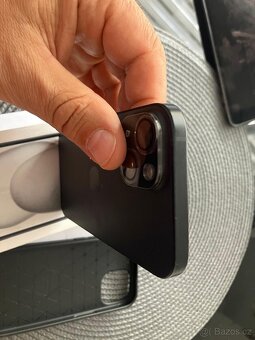 iPhone 15 Black, 128 gb, záruka TOP stav - 5