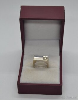 Zlatý prsten s briliantem 0.20 CT - 5