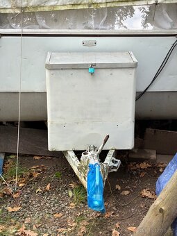 Karavan na pevné stání - 5