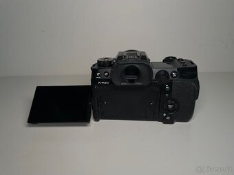 Fujifilm X-H2S + Viltrox 13 mm f/1.4 + ND filtr + 3× baterie - 5