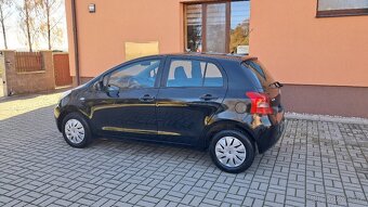 Toyota Yaris, 1.0i / najeto 53 000 KM - 5