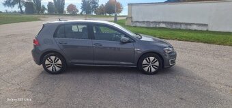 Volkswagen e-Golf - 5