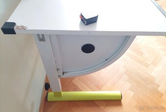 Pracovní stůl dětský - 5