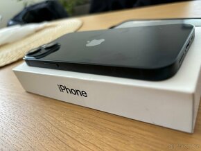 Zánovní Apple iPhone 14 128GB black v záruce - 5