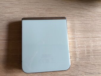 Z Flip 5 8/512 GB - 5