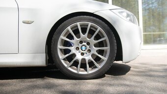 BMW e90 325i - 5