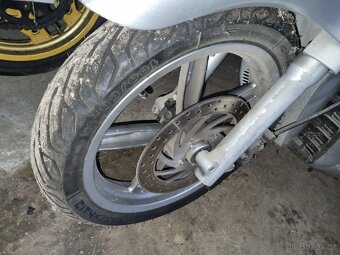 Aprilia scarabeo  200 - 5