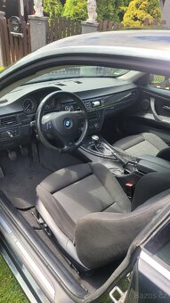 Bmw 330 i M-paket Rezervace - 5