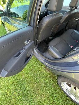 Prodám Renault Clio - 5