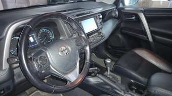 RAV4 Hybrid - 5