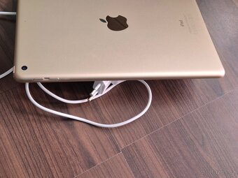 Apple iPad 5. generace 32gb Gold - 5